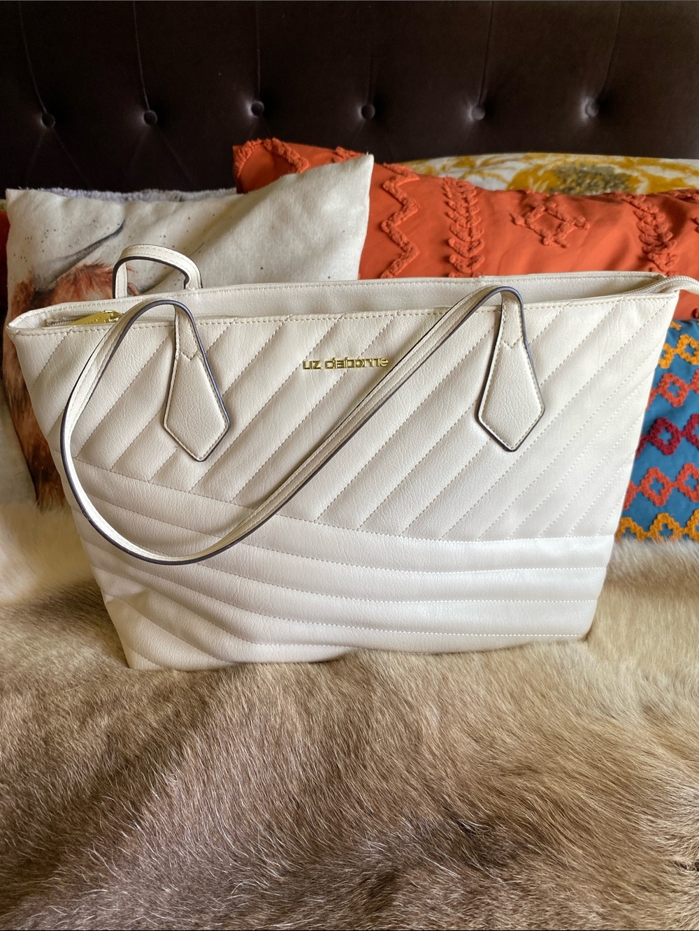 Liz Claiborne Cream Quilted Tote with Gold Logo
